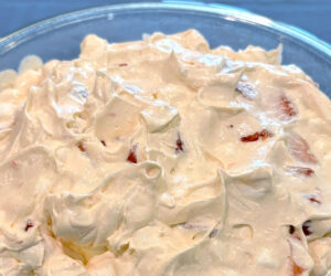 Vanilla Pudding with Strawberries and Marshmallows