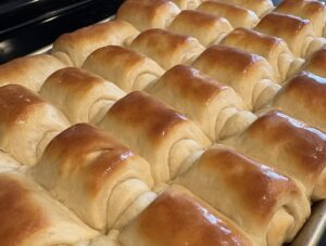 Lion House Dinner Rolls